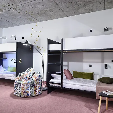 Arche Geologiczna 3*