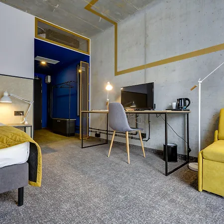 Arche Geologiczna 3*