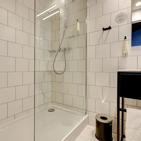 Arche Geologiczna Hotel Warsaw