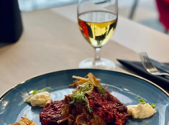 Arche Geologiczna Hotel Varsovia