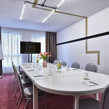Hotel Arche Geologiczna 3*