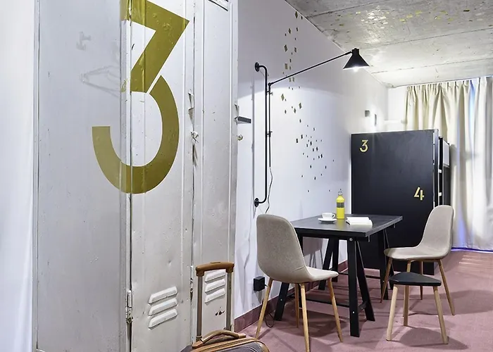 Arche Geologiczna 3* Warschau